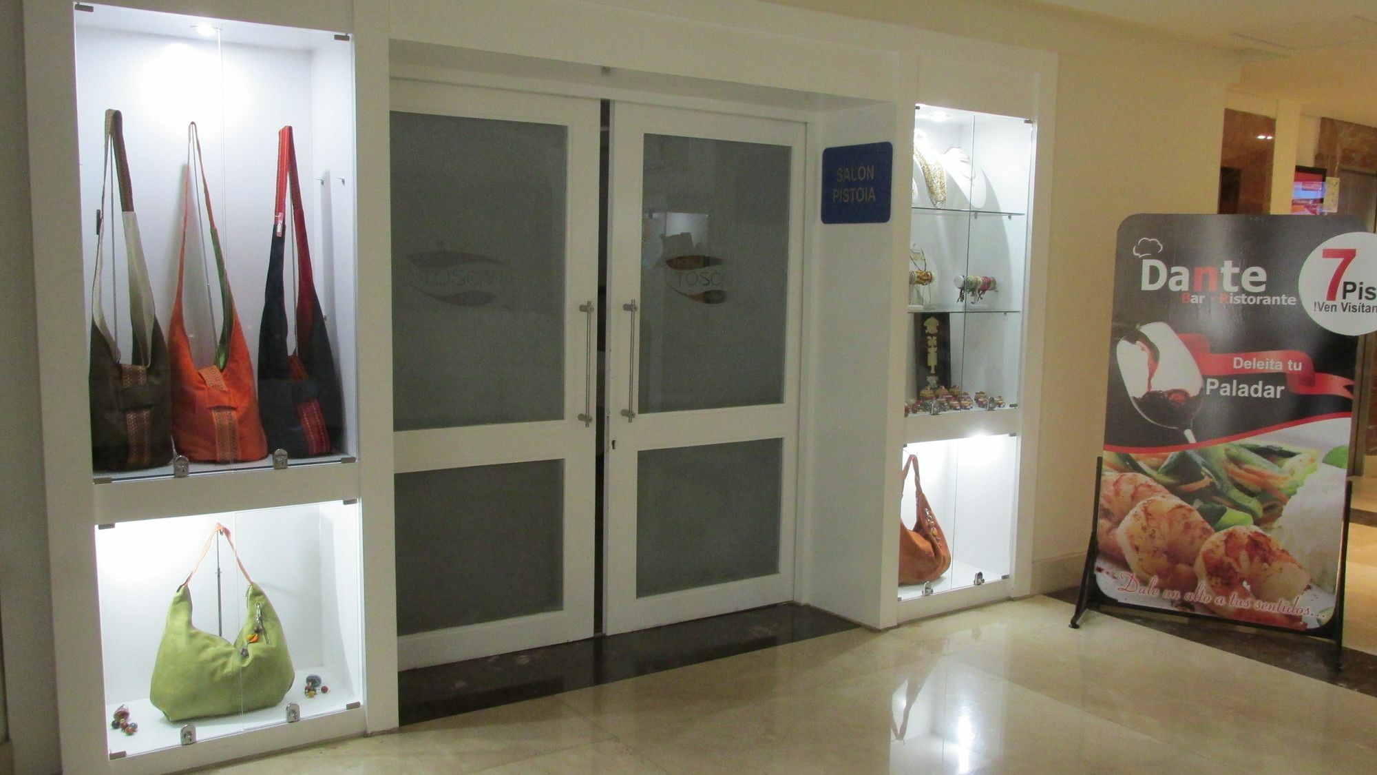 Hotel Toscana Plaza Cali Exterior photo